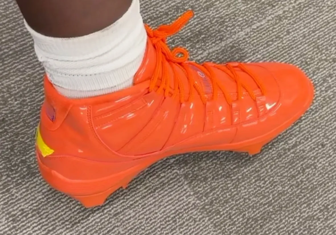 Florida Gators Get Orange Air Jordan 11 Football Cleats