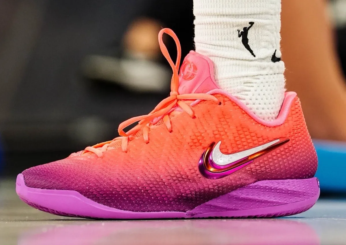 Caitlin Clark Debuts Nike Caitlin 1 “Berry Fade”