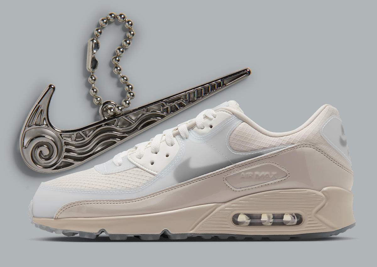 Nike Air Max 90 “Light Orewood Brown” Gets Translucent Details