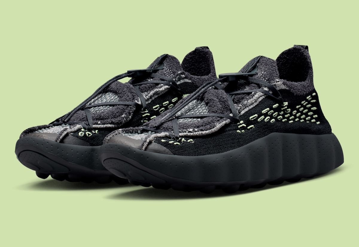 Nike Mind 002 Flyknit “Dark Smoke Grey” Takes a Fuzzy Turn